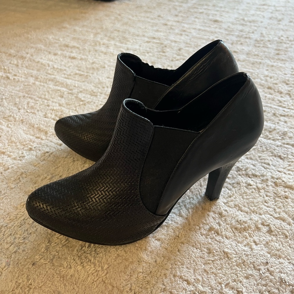 Elegant Black Women's Ankle Boots